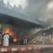 आलमबाग के रेलवे अस्पताल में लगी आग-अग्निशमन की टीम ने चीखते  मरीजों बाहर निकाला