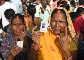 बिहार विधानसभा चुनाव: अंतिम चरण का मतदान जारी, मतदाताओं में जबरदस्त उत्साह
