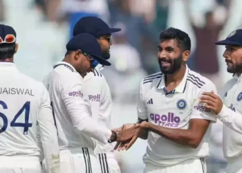 भारत ने दक्षिण अफ्रीका को 159 के स्कोर पर समेटा, स्टम्प्स तक एक विकेट पर 37 रन