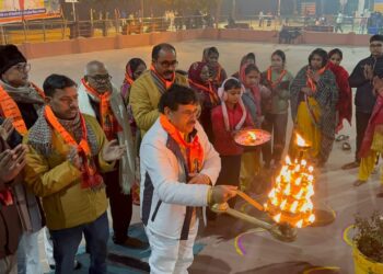 विश्व हिंदू महासंघ ने मनाया तुलसी पूजन दिवस, घर-घर तुलसी लगाने की अपील