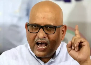 कफ सिरप मामले मे अजय राय का तंज, बोले – बुलडोजर को लग गई है ठंड