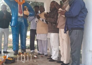 कंपोज़िट विद्यालय भादर प्रथम में डॉ. भीमराव अम्बेडकर को श्रद्धासुमन अर्पित