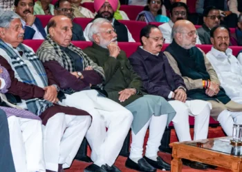 कानून लोगों की सुविधा के लिए होने चाहिए, बोझ बनाने के लिए नहीं: पीएम मोदी