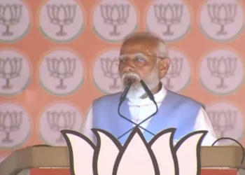 घने कोहरे के चलते ताहिरपुर में नहीं उतर पाया पीएम मोदी का हेलिकॉप्टर