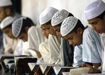 मदरसा फर्जी नियुक्ति कांड: पुलिस दे रही आरोपियों की तलाश में दबिश