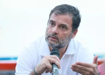 चुनाव आयोग को वोट चोरी का हथियार बना रही मोदी सरकार : राहुल