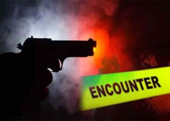 डीसीएम ट्रक चोरी केस में बड़ी कार्रवाई, मुठभेड़ में दो शातिर बदमाश घायल