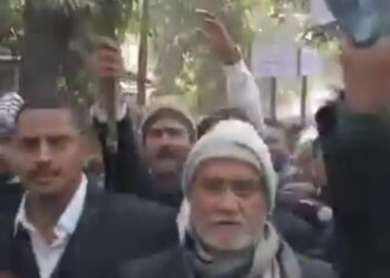 मुसाफिरखाना में अधिवक्ताओं के विरोध के बीच सुरक्षा व्यवस्था सख्त