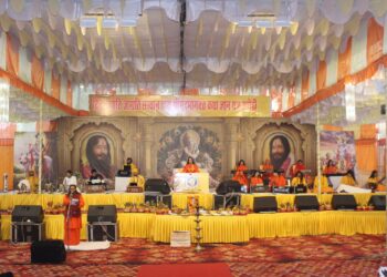 अमेठी के भरेथा में श्रीमद्भागवत कथा ज्ञान यज्ञ में उमड़ा श्रद्धा व भक्ति का सैलाब