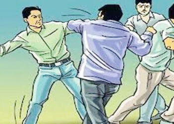 मजनुओं की हरकत से भड़का विवाद, पार्क में जमकर मारपीट