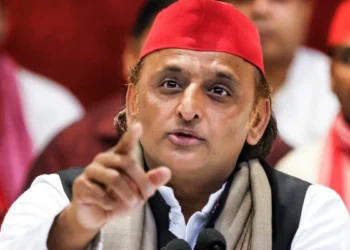 माघ मेला में साधु-संतों से दुर्व्यवहार अक्षम्य, भाजपा सरकार की नाकामी: अखिलेश