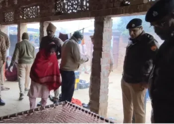 श्रावस्ती में घर में घुसकर पिता की हत्या, बेटे को बंधक बनाकर किया हमला