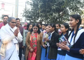 आज से शुरू हुई यूपी बोर्ड परीक्षा,लखनऊ में माध्यमिक शिक्षा राज्यमंत्री ने संभाली व्यवस्थाओं की कमान