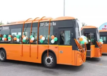 ई-सिटी बसों के ठहराव पर सख्ती, अब मनमाने ढंग से नहीं रुकेंगी बसें