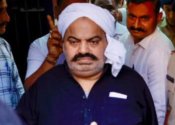 पूर्व डीजीपी बृजलाल के खुलासों ने खोली अतीक अहमद की क्रूरता की कहानी