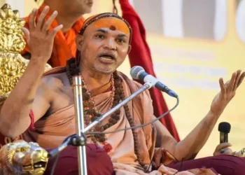 स्वामी अविमुक्तेश्वरानन्द के खिलाफ सड़कों पर उतरी महिलायें, लगाया यह गंभीर आरोप