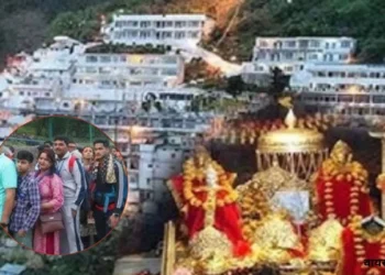 नवरात्र के पहले दिन माता वैष्णो देवी मंदिर में उमड़ा श्रद्धालुओं का सैलाब