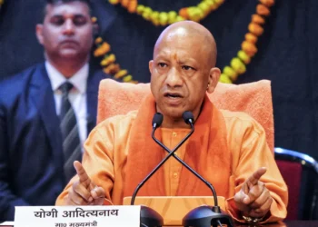 यूपी में बिजली संकट पर गरमाई सियासत
