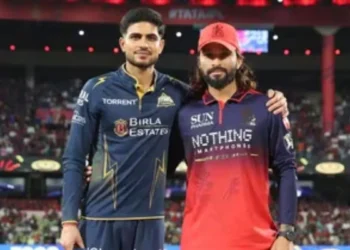 क्वालिफायर एक में आज गुजरात से भिड़ेगी आरसीबी, चैंपियन पर खिताब बचाने का दबाव