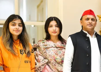 अखिलेश यादव की बेटी पर अभद्र टिप्पणी से भड़का आक्रोश