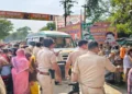 लखनऊ के माल में सड़क हादसे में घायल महिला की मौत, शव रखकर प्रदर्शन से डेढ़ घंटे जाम